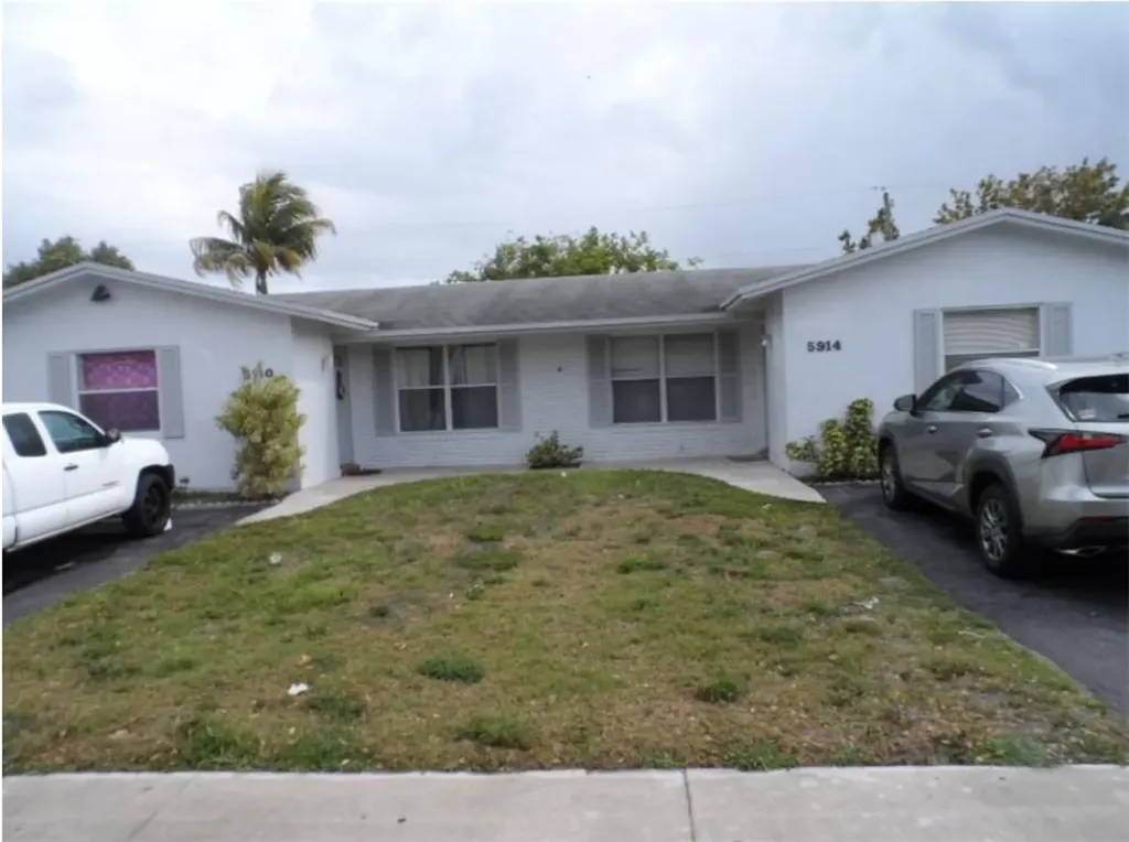 5910 NW 19th Court Lauderhill FL 33313