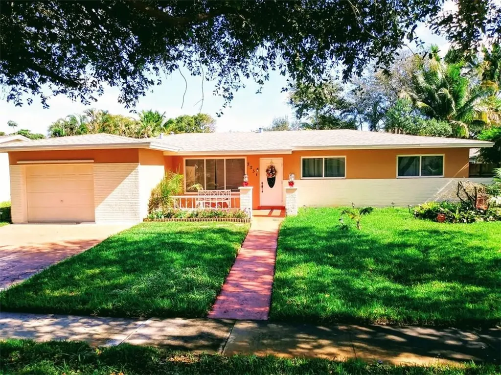 2251 NW 83rd Avenue Pembroke Pines FL 33024