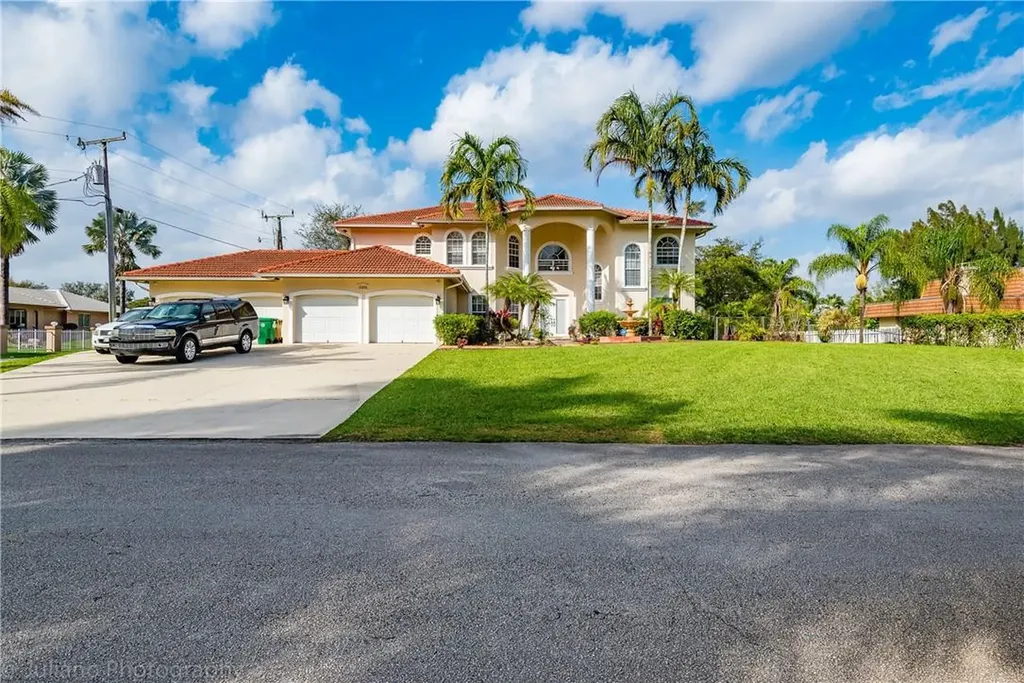 11651 SW 26th Court Davie FL 33330