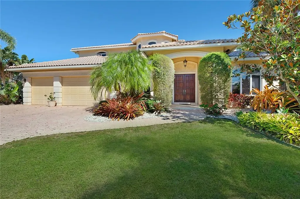 2321 NE 48th Street Lighthouse Point FL 33064