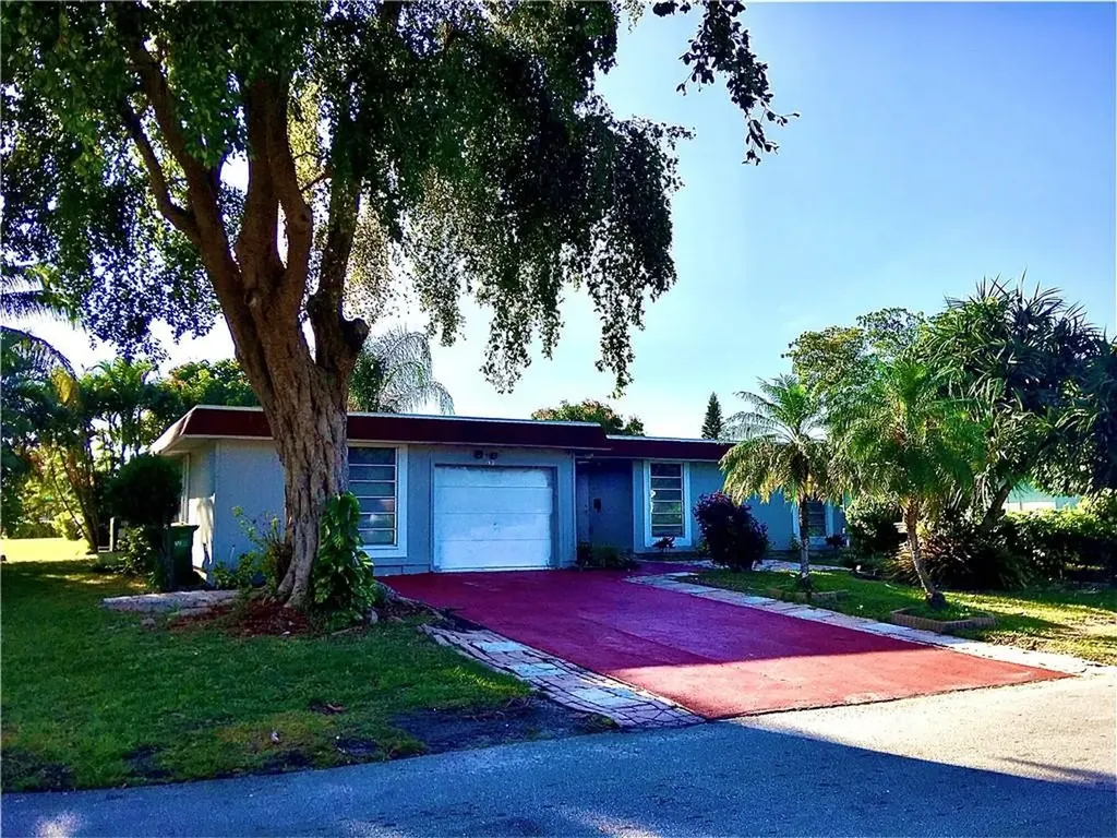 6301 NW 71st Avenue Tamarac FL 33321