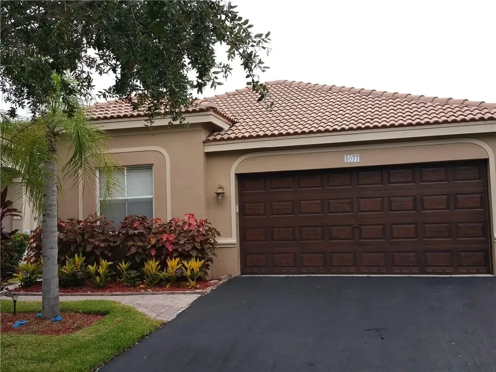 1077 Tupelo Way Weston FL 33327