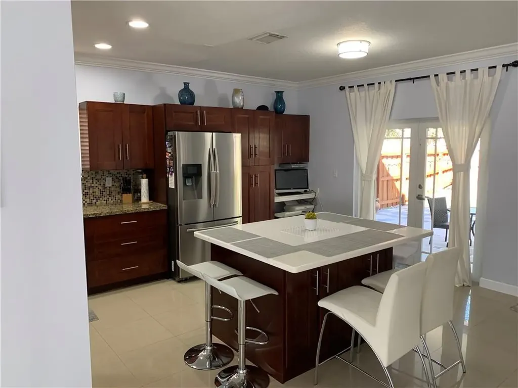 2533 NE 41st Terrace Homestead FL 33033