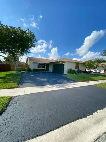7681 NW 88th Way Tamarac FL 33321