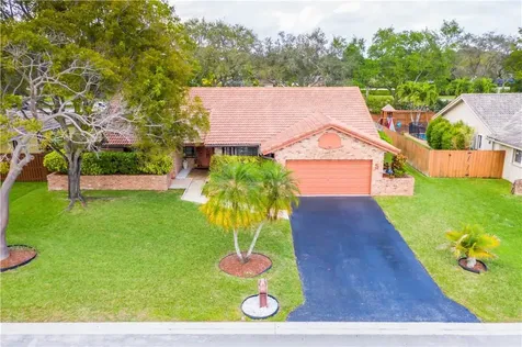 11005 NW 7th Street Coral Springs FL 33071