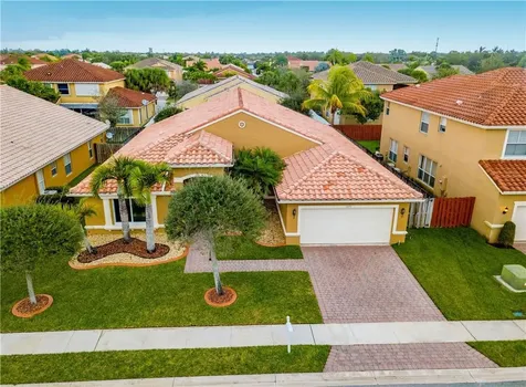 1075 SW 191st Lane Pembroke Pines FL 33029