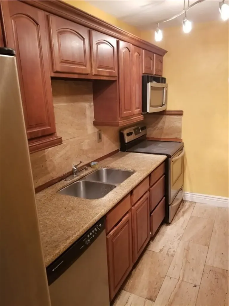 2758 NW 196th Terrace Miami Gardens FL 33056