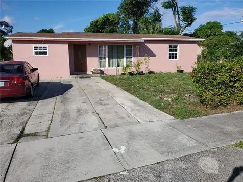 295 NE 45th Street Deerfield Beach FL 33064