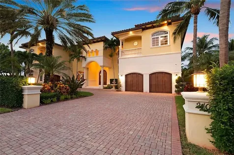 2401 NE 34th Court Lighthouse Point FL 33064