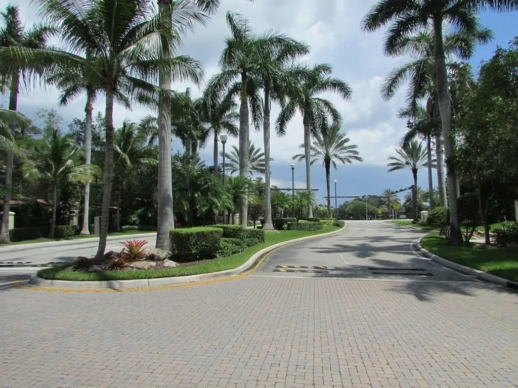 6624 W Sample Road Coral Springs FL 33067