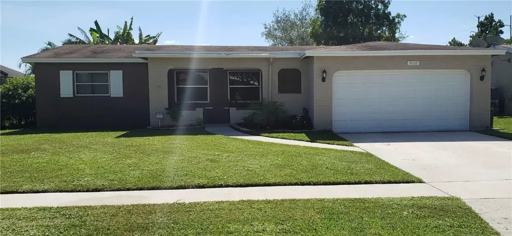 7008 NW 1st Street Margate FL 33063