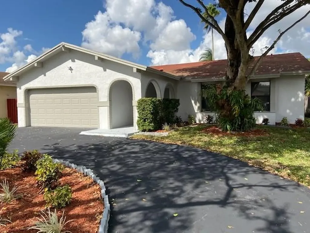 10751 NW 20th Court Sunrise FL 33322
