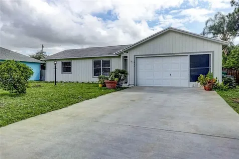 1026 SW Placetas Avenue Port St Lucie FL 34953