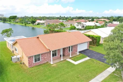 905 NW 133rd Avenue Sunrise FL 33325