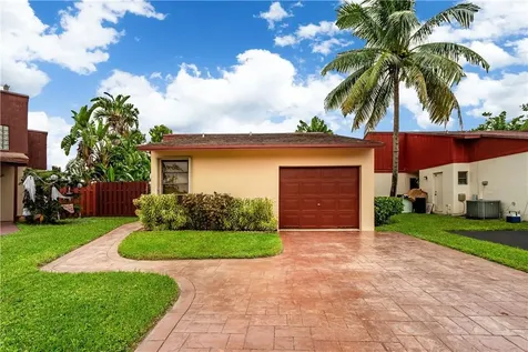 10037 SW 16th Street Pembroke Pines FL 33025