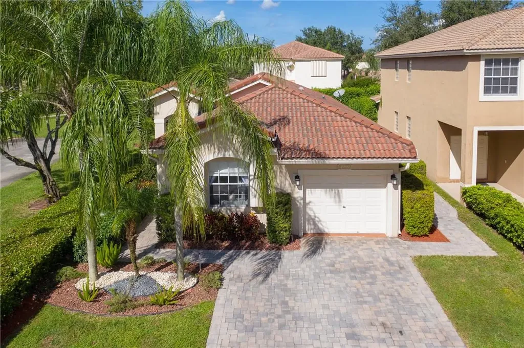 4969 Egret Court Coconut Creek FL 33073