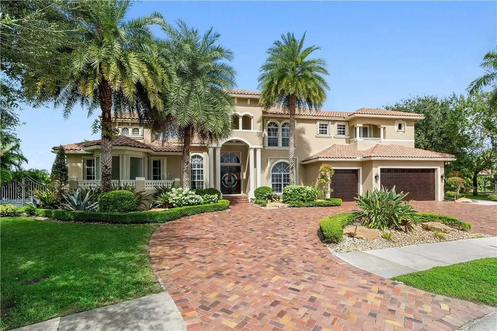 12535 Stoneway Court Davie FL 33330