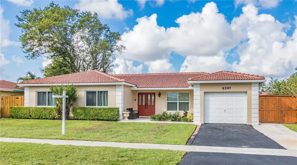 8281 NW 67th Avenue Tamarac FL 33321
