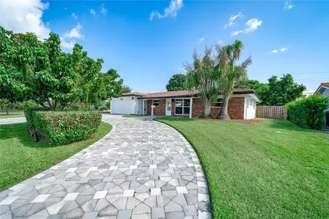 4250 NE 16th Avenue Oakland Park FL 33334