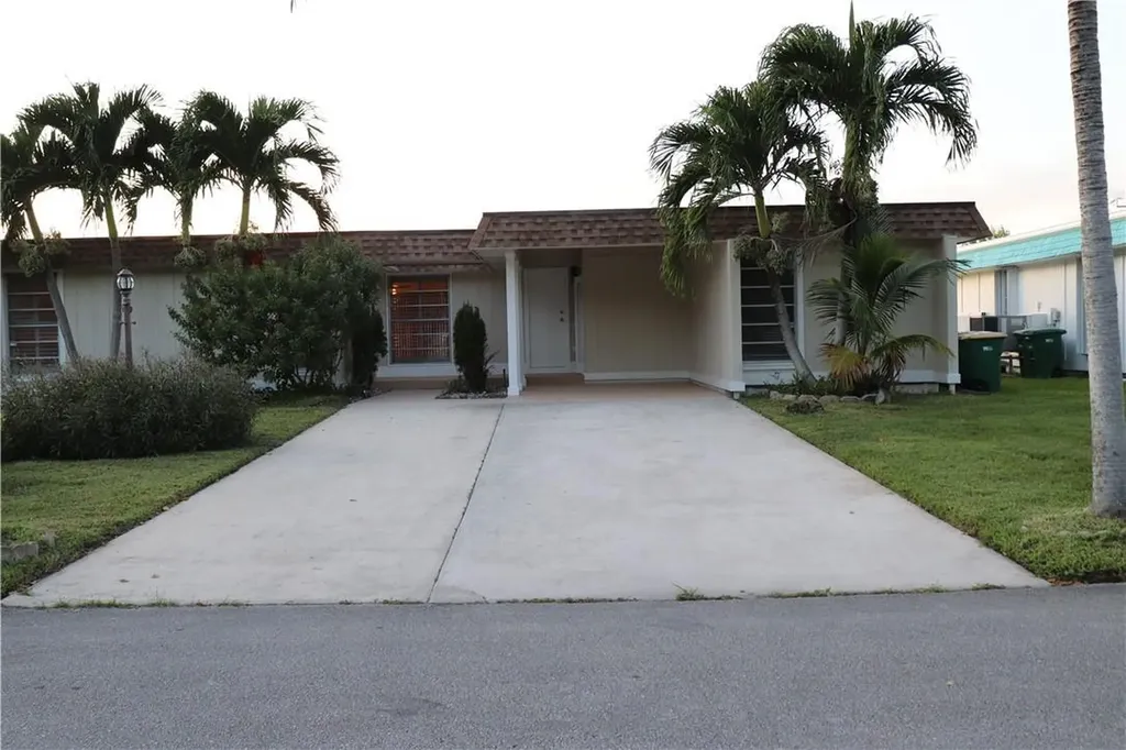 6313 NW 71st Avenue Tamarac FL 33321