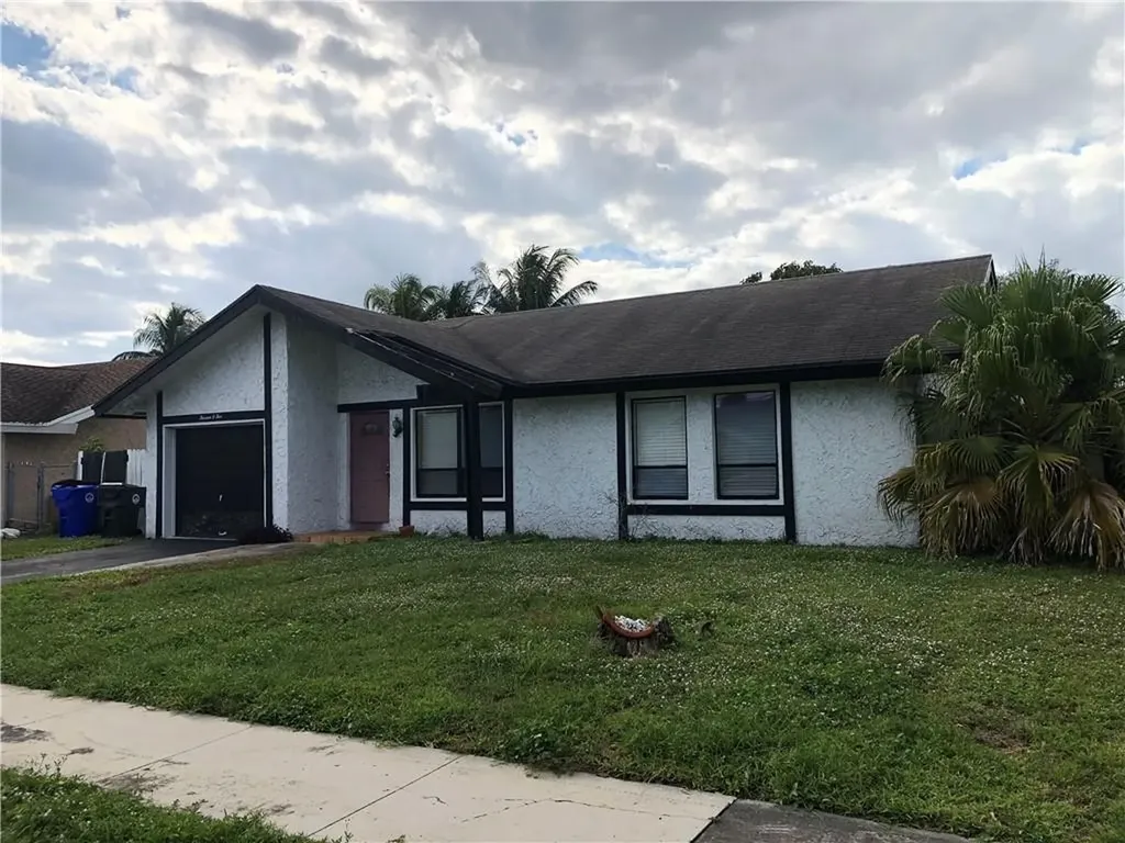 1305 SW 81st Terrace North Lauderdale FL 33068