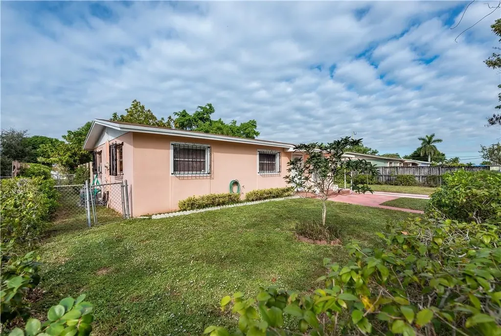 17300 NW 52nd Avenue Miami Gardens FL 33055