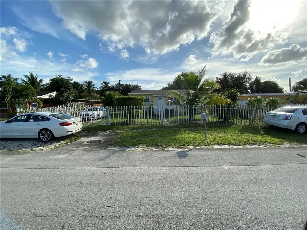 10525 NW 29th Avenue Miami FL 33147