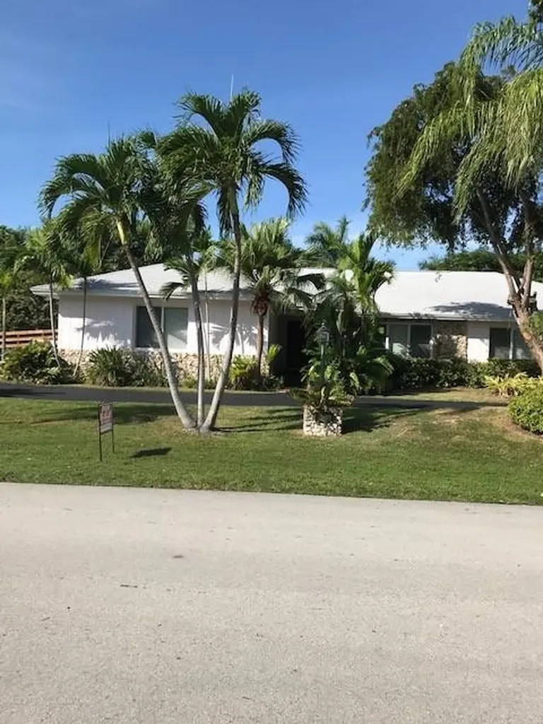 18240 SW 78th Place Palmetto Bay FL 33157