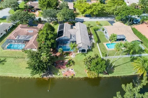 257 NW 87th Terrace Coral Springs FL 33071