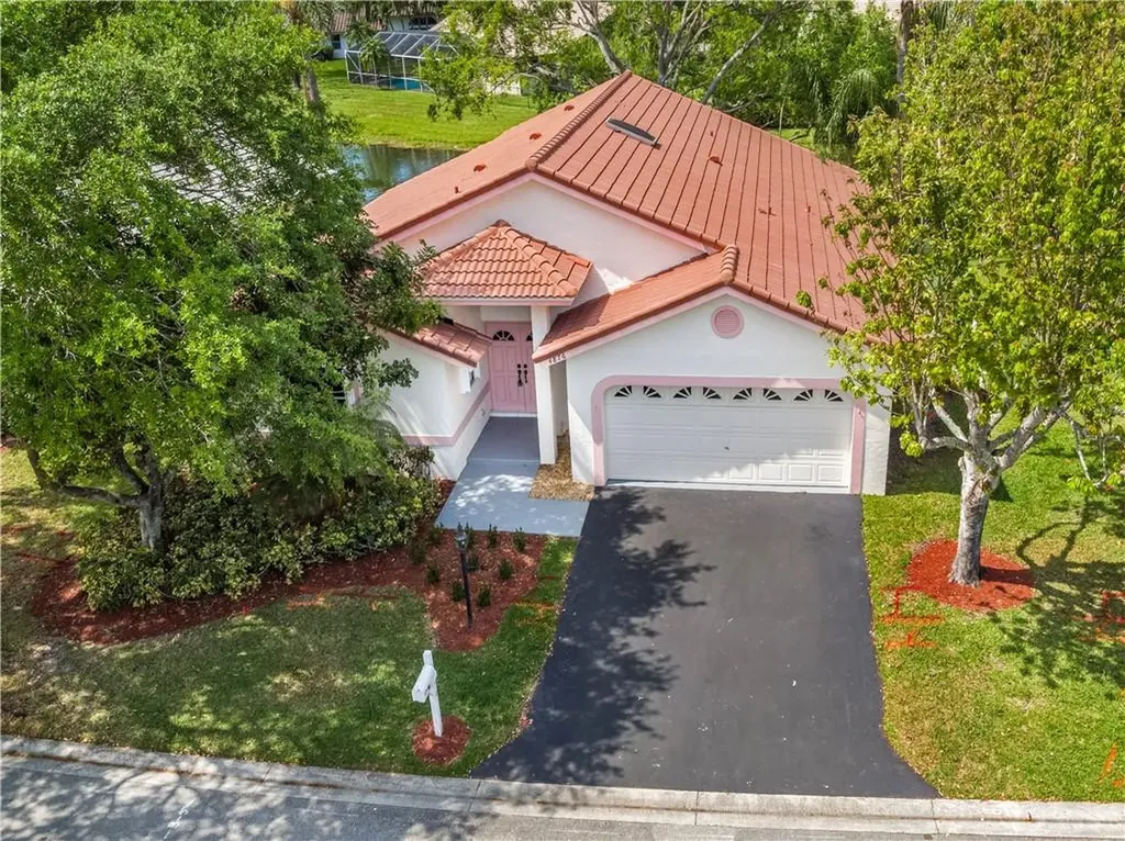 4876 NW 103rd Drive Coral Springs FL 33076
