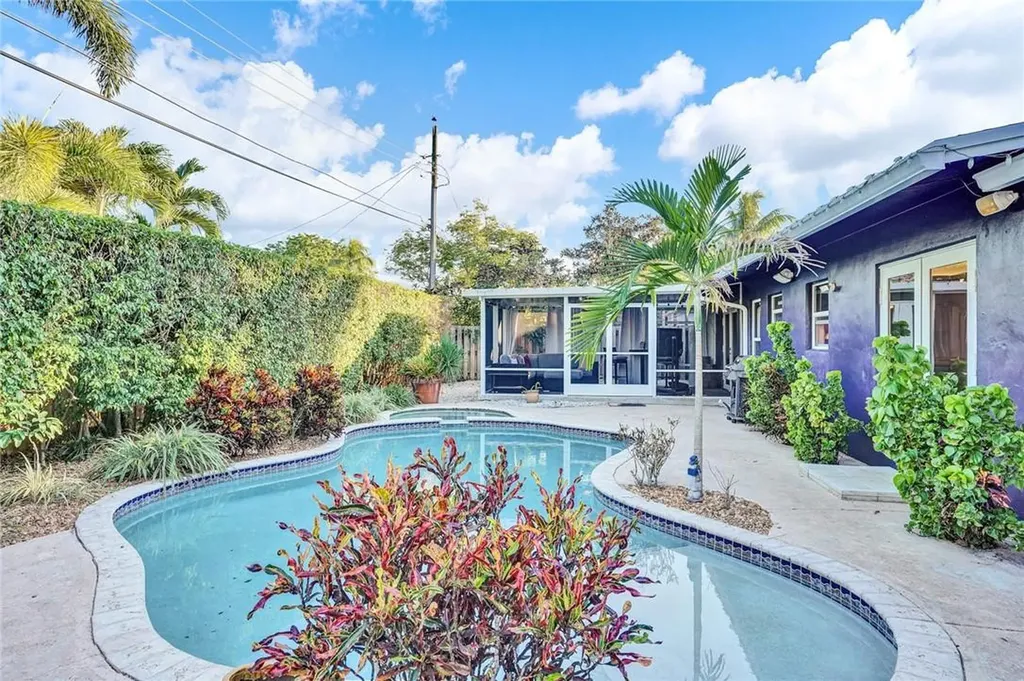 2740 NE 10th Avenue Wilton Manors FL 33334