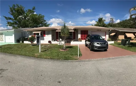 4919 NW 48th Avenue Tamarac FL 33319