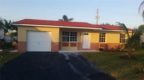 7693 SW 3rd Street North Lauderdale FL 33068
