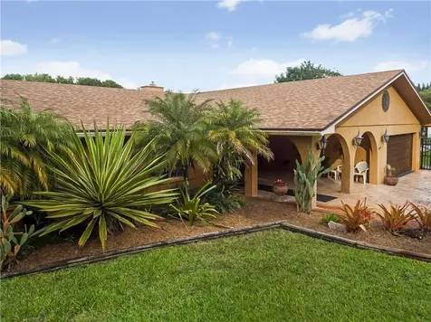 13701 SW 24th Street Davie FL 33325