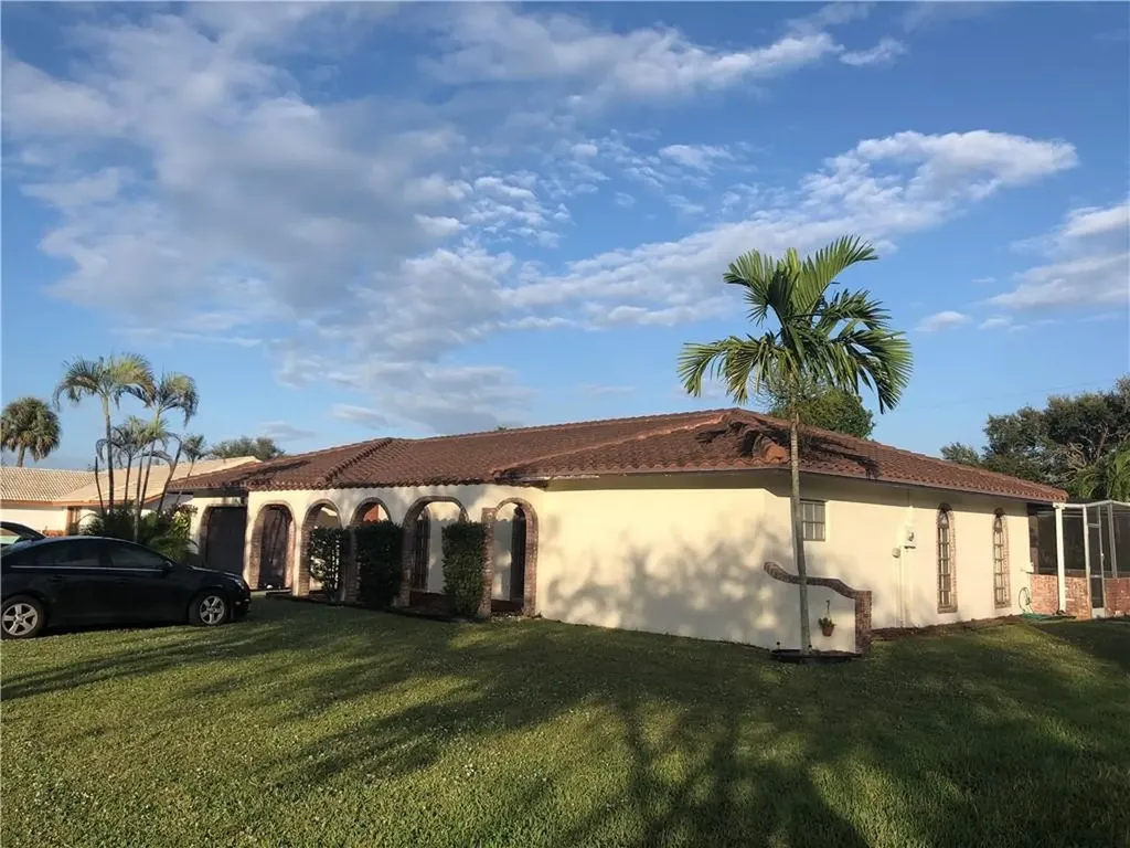 61 W Palm Drive Margate FL 33063