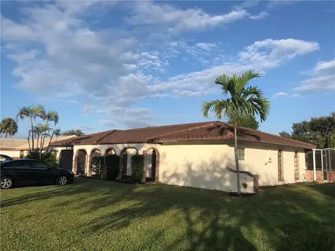 61 W Palm Drive Margate FL 33063