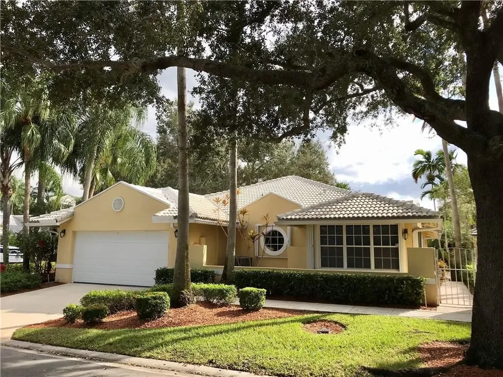 2138 Harbor Way Weston FL 33326