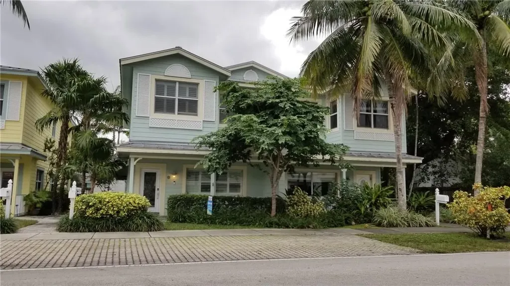 332 NE 21st Court Wilton Manors FL 33305