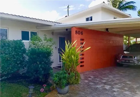 806 NW 24th Street Wilton Manors FL 33311