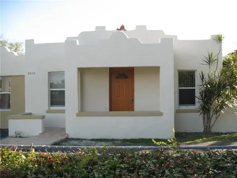 5820 Grant Street Hollywood FL 33021