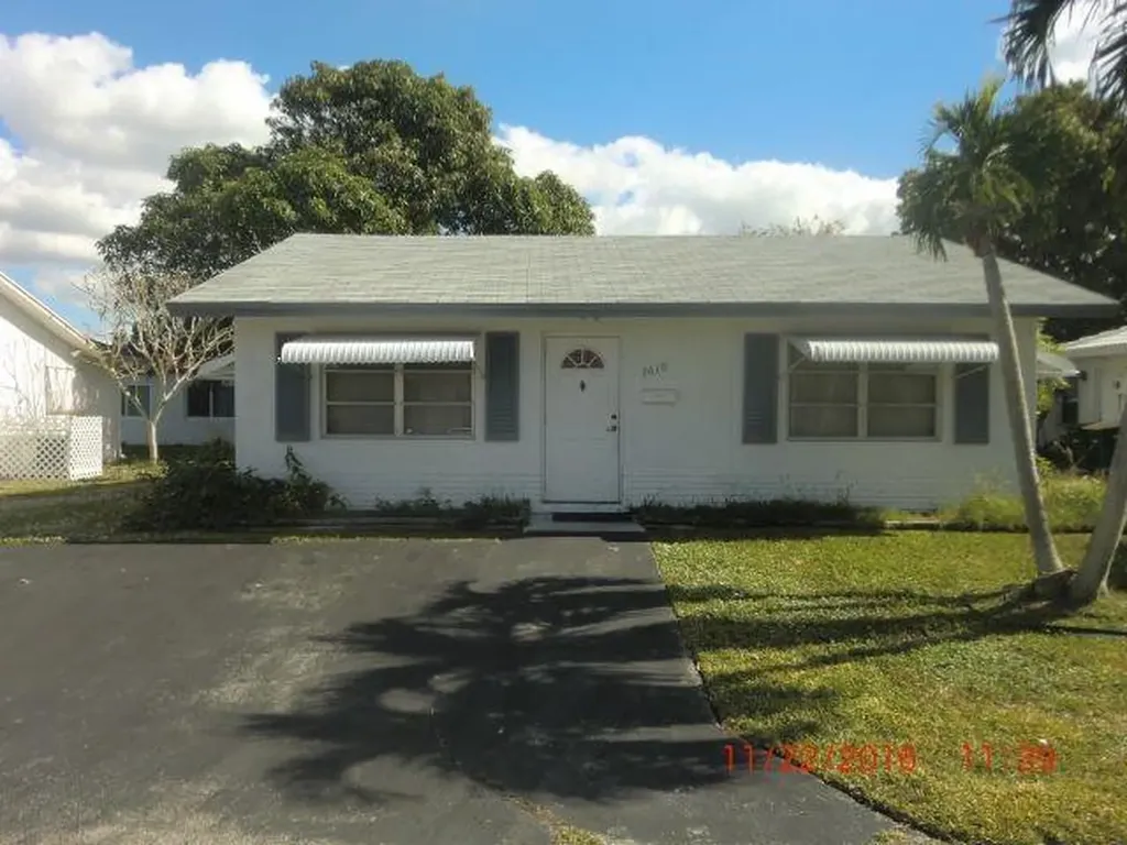 7610 NW 68th Avenue Tamarac FL 33321