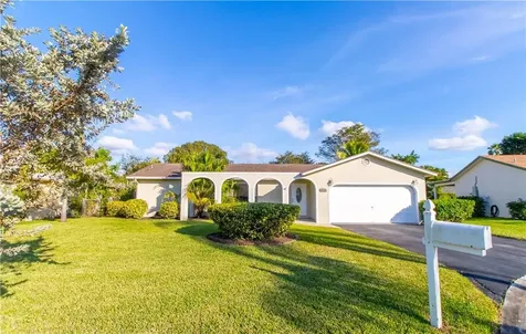 2617 NW 98th Terrace Coral Springs FL 33065