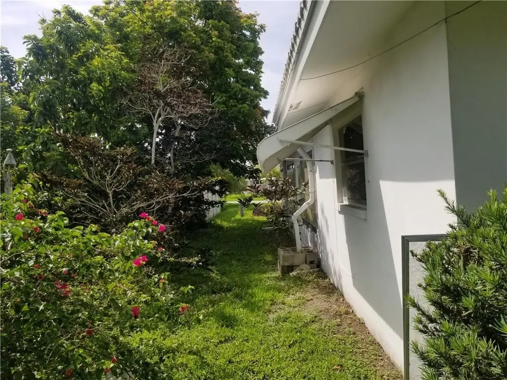 4751 NW 49th Court Tamarac FL 33319