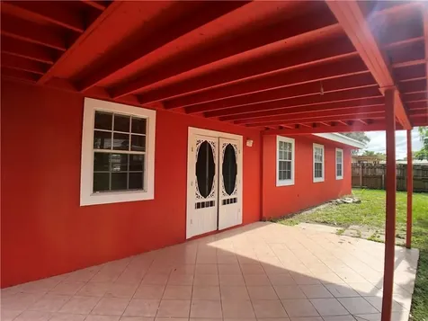 730 N 65th Terrace Hollywood FL 33024