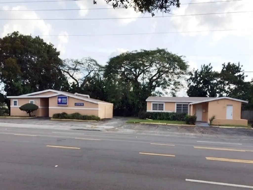 6670 Taft Street Hollywood FL 33024
