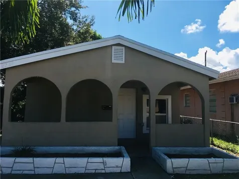 2224 Farragut Street Hollywood FL 33020