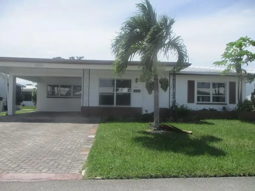 8406 NW 59th Court Tamarac FL 33321