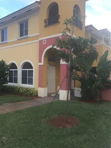 3531 NW 30th Street Lauderdale Lakes FL 33311