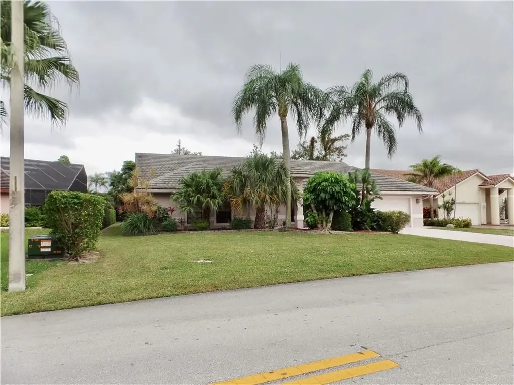 7910 NW 87th Avenue Tamarac FL 33321