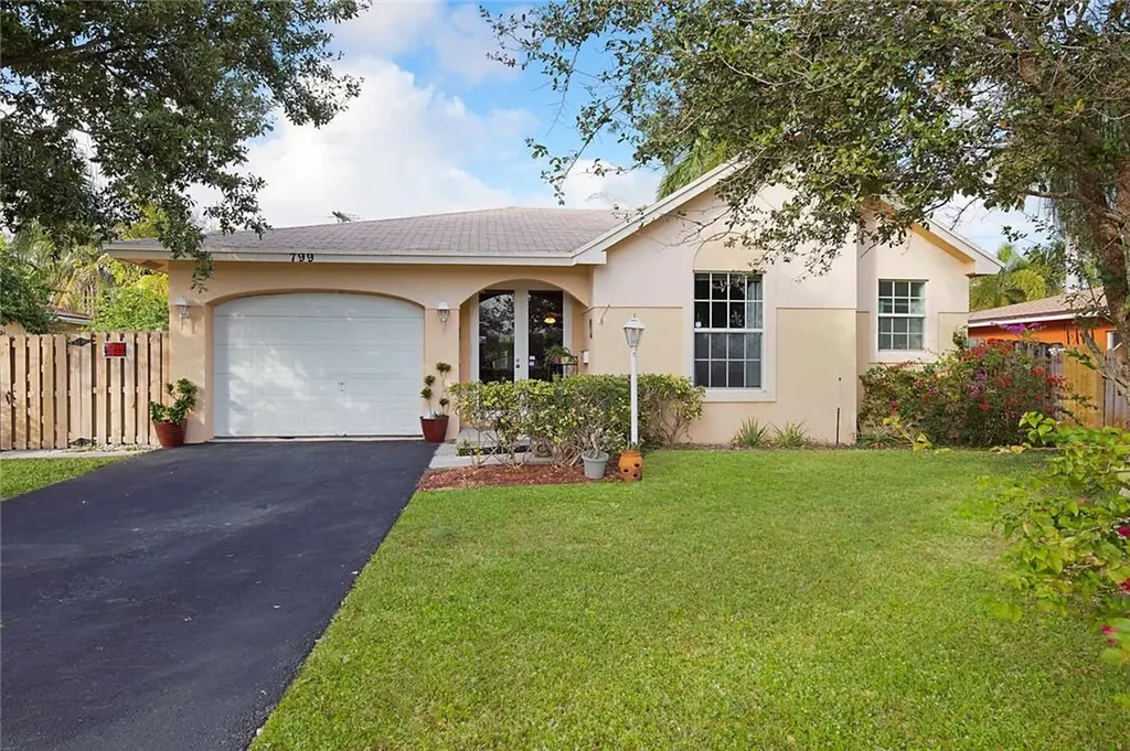 799 NE 3rd Street Pompano Beach FL 33060